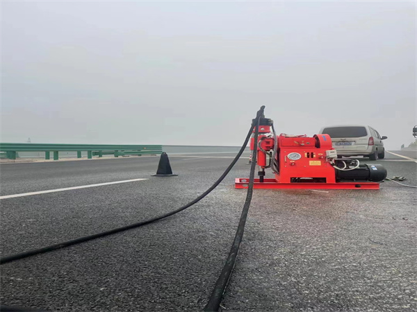 大连马路路基路面开裂下沉注浆加固灌浆